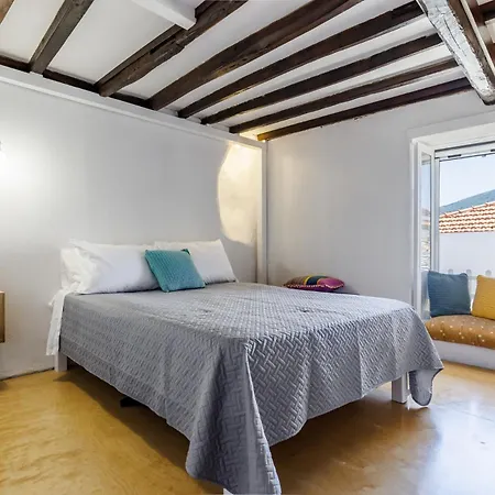 Holiday home Fronisi House