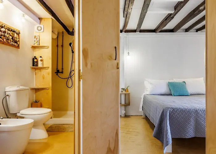 Fronisi House Holiday home *