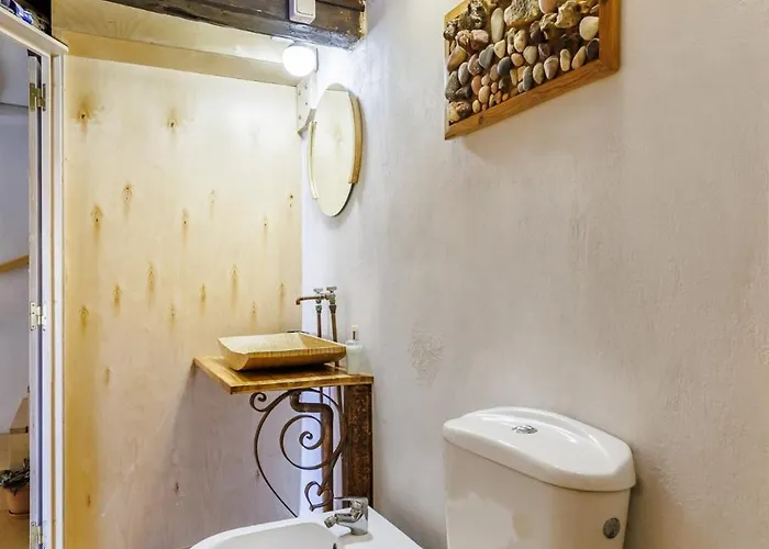 Holiday home Fronisi House *