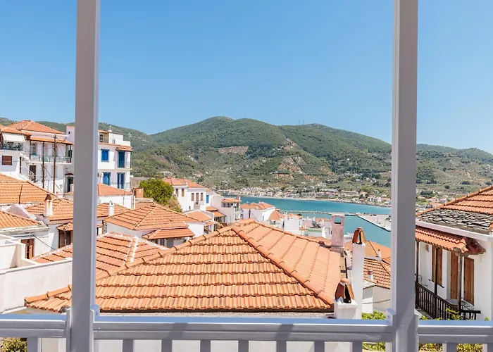 Holiday home Fronisi House *